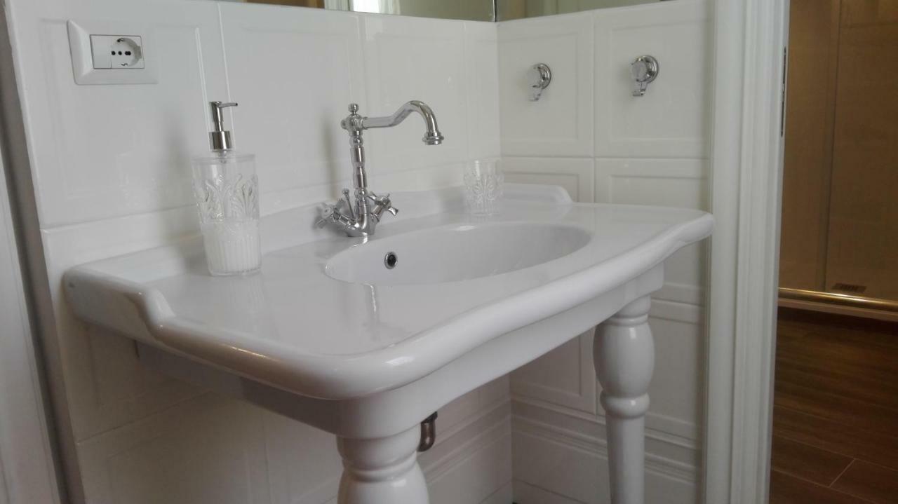 Santa Lucia Bed & Breakfast *